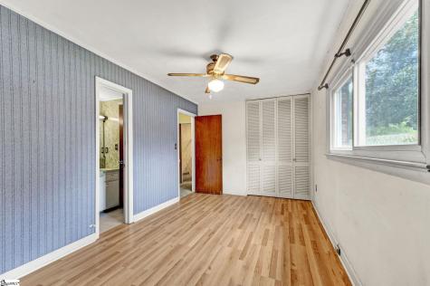 19 Vicki Circle Greenville SC 29615