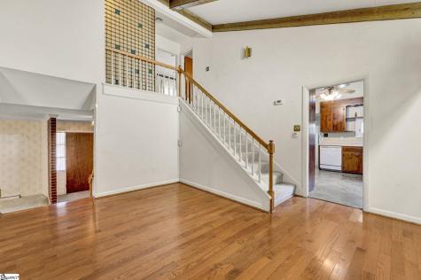 19 Vicki Circle Greenville SC 29615
