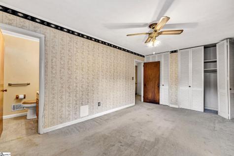 19 Vicki Circle Greenville SC 29615