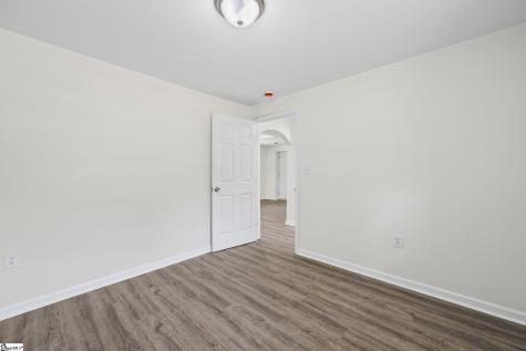 141 Edge Street Wellford SC 29385