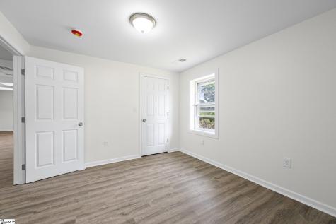 141 Edge Street Wellford SC 29385