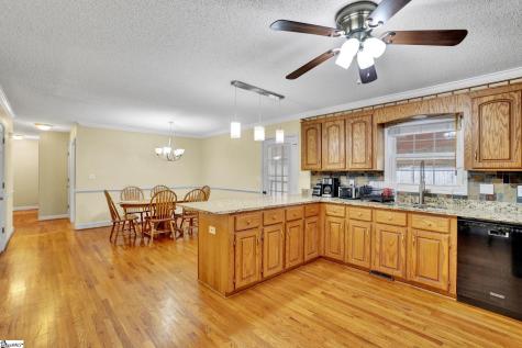 136 Amberwood Drive Anderson SC 29621