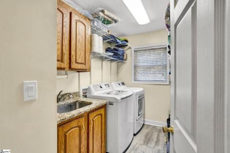 136 Amberwood Drive Anderson SC 29621