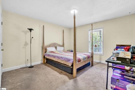 136 Amberwood Drive Anderson SC 29621