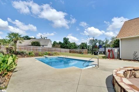 136 Amberwood Drive Anderson SC 29621