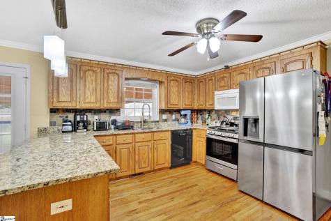 136 Amberwood Drive Anderson SC 29621