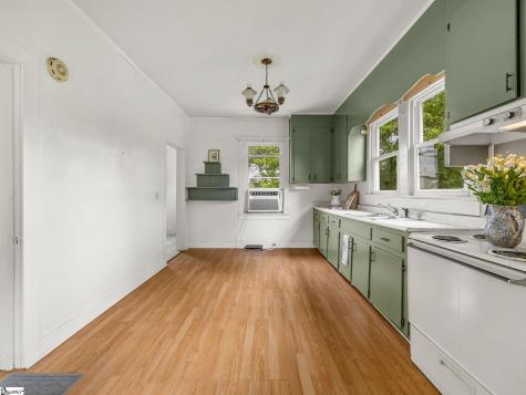 33 Lawrence Street Lyman SC 29365