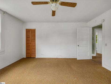 33 Lawrence Street Lyman SC 29365