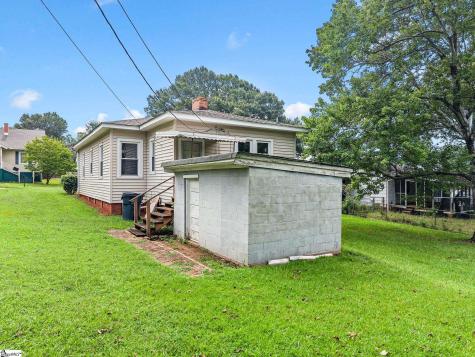 33 Lawrence Street Lyman SC 29365