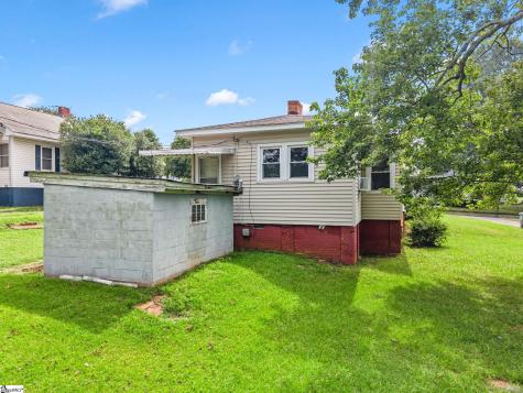 33 Lawrence Street Lyman SC 29365