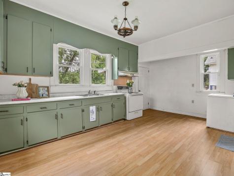 33 Lawrence Street Lyman SC 29365