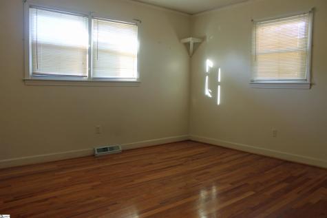 24 Alice Farr Drive Greenville SC 29617