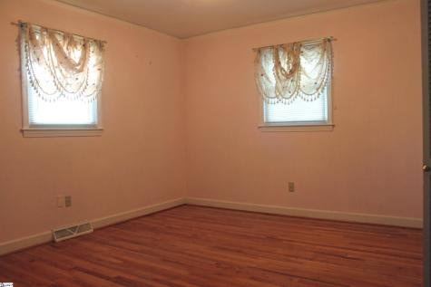 24 Alice Farr Drive Greenville SC 29617