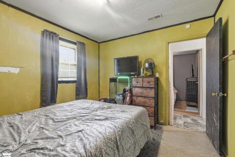 304 Stuart Street Laurens SC 29360