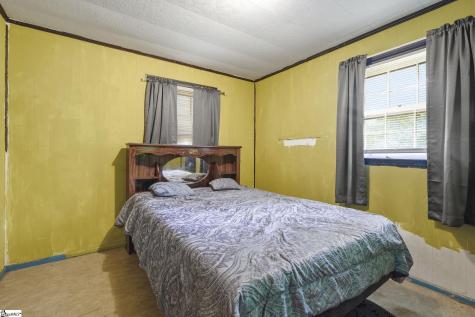 304 Stuart Street Laurens SC 29360