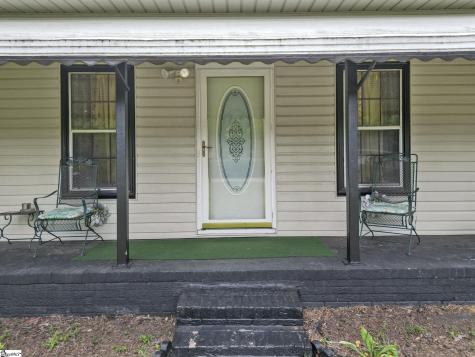 304 Stuart Street Laurens SC 29360