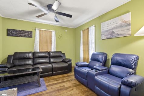 304 Stuart Street Laurens SC 29360