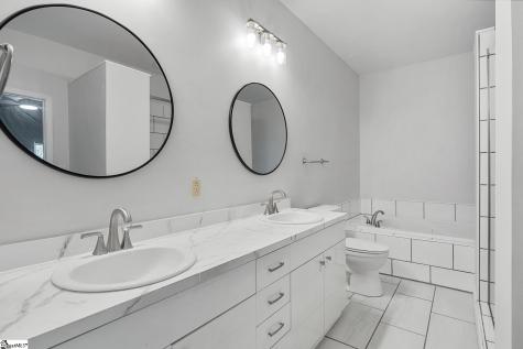 162 Cleveland Road Honea Path SC 29654