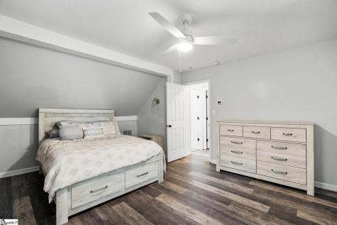 162 Cleveland Road Honea Path SC 29654