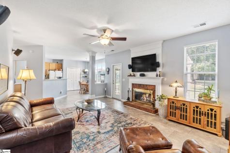 194 Birkhall Circle Greenville SC 29605
