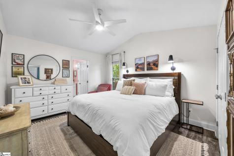 4 Dearsley Court Greenville SC 29609