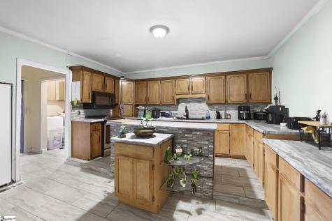 38 3rd Avenue Greenville SC 29611