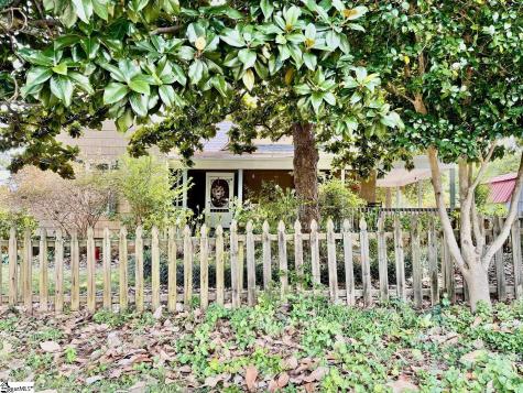 206 E Greenwood Street Landrum SC 29356