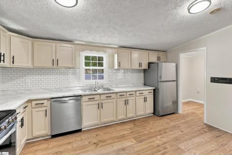 309 Brentwood Circle Greenville SC 29605