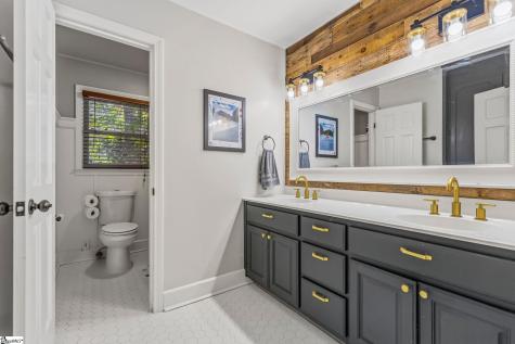 204 Seabury Drive Greenville SC 29615