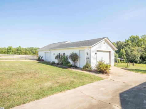 1955 E Georgia Road Woodruff SC 29388