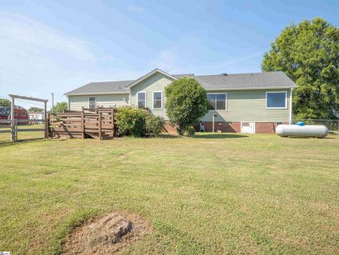 1955 E Georgia Road Woodruff SC 29388