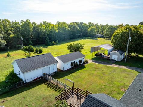 1955 E Georgia Road Woodruff SC 29388