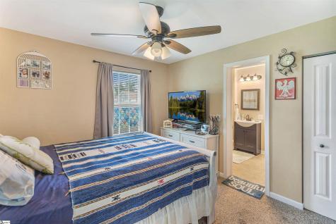 1002 Overbrook Drive Seneca SC 29678