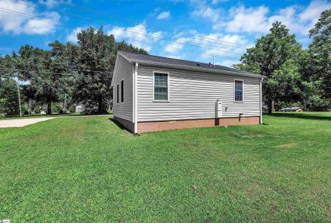 1002 Overbrook Drive Seneca SC 29678
