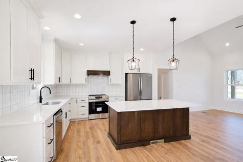 406 Edgewood Drive Belton SC 29627