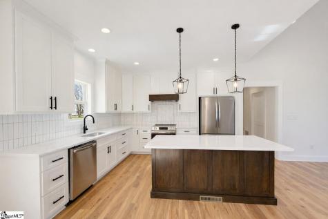 406 Edgewood Drive Belton SC 29627