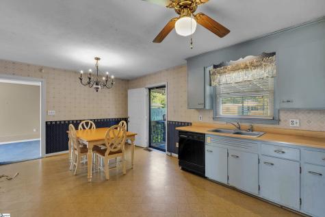 9 Clemson Avenue Greenville SC 29611