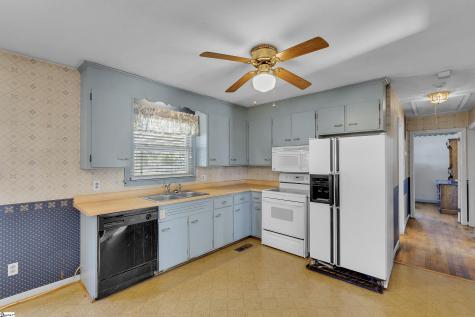 9 Clemson Avenue Greenville SC 29611