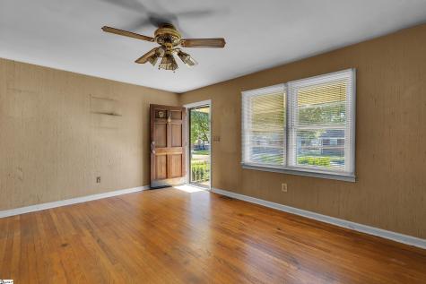 9 Clemson Avenue Greenville SC 29611