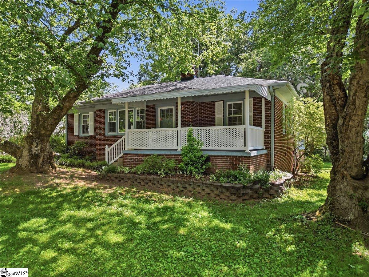 31 Blackburn Street Greenville SC 29607