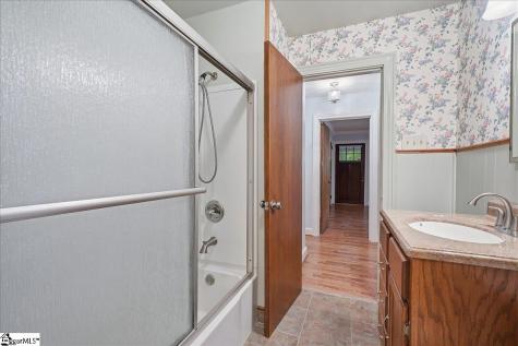 31 Blackburn Street Greenville SC 29607