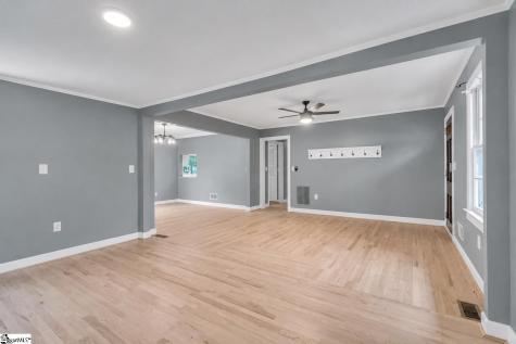 16 Perrin Street Greenville SC 29607