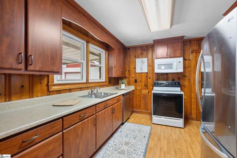 31 Twin Springs Drive Greenville SC 29605