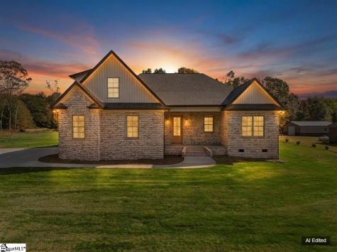 291 Robbins Road Chesnee SC 29323