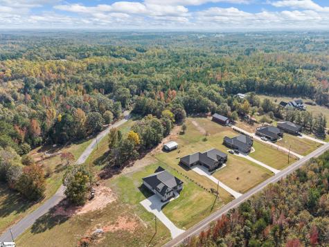 291 Robbins Road Chesnee SC 29323