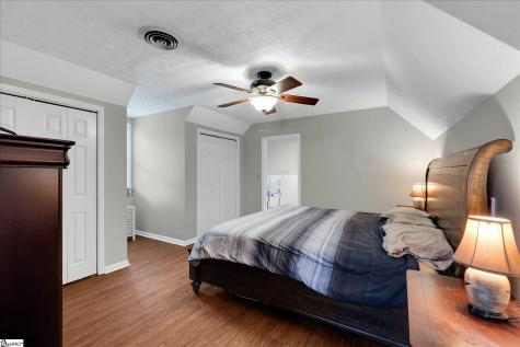 1002 Greenwood Court Easley SC 29642