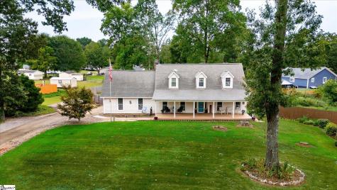 1002 Greenwood Court Easley SC 29642