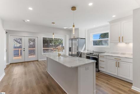 18 Hatch Street Greenville SC 29611