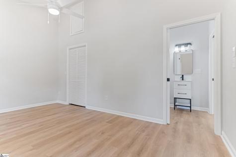 18 Hatch Street Greenville SC 29611