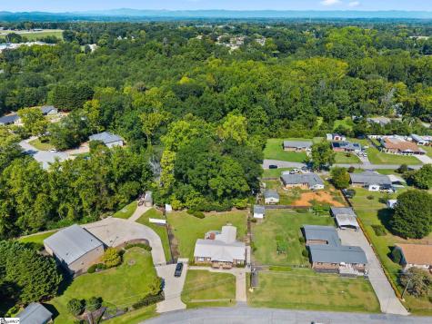 17 Ogden Drive Greenville SC 29617